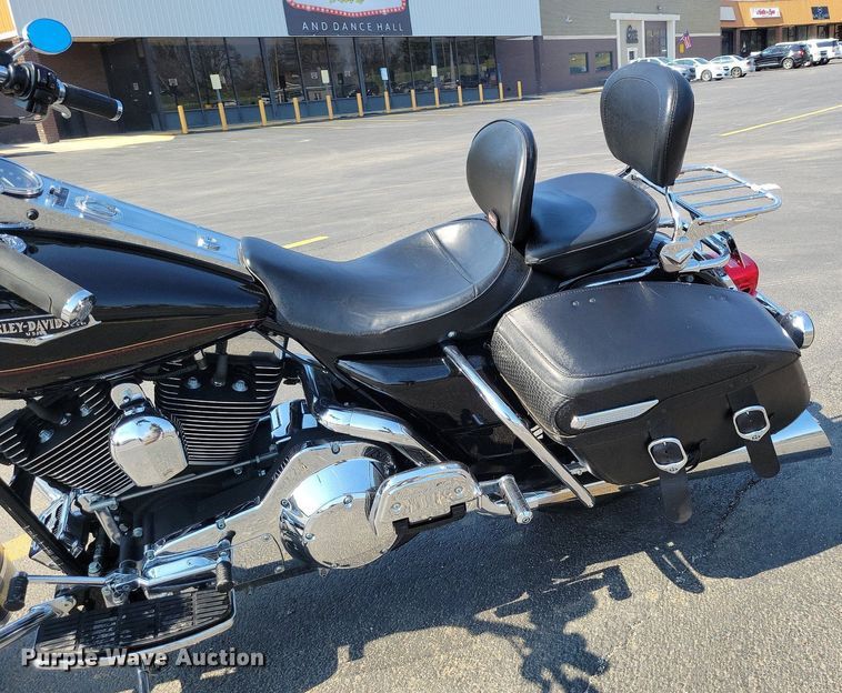 image for item MQ9702 2002 Harley Davidson  Road King motorcycle