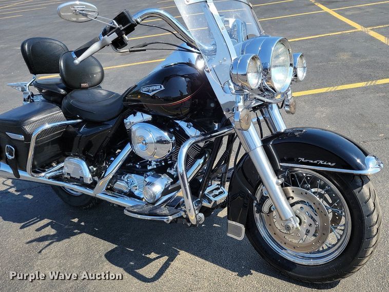 image for item MQ9702 2002 Harley Davidson  Road King motorcycle