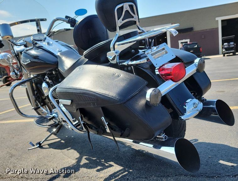 image for item MQ9702 2002 Harley Davidson  Road King motorcycle