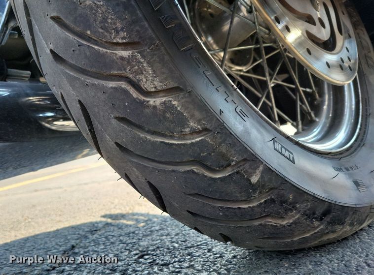 image for item MQ9702 2002 Harley Davidson  Road King motorcycle