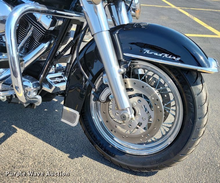 image for item MQ9702 2002 Harley Davidson  Road King motorcycle