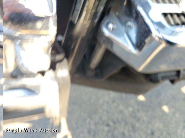 image for item MQ9702 2002 Harley Davidson  Road King motorcycle