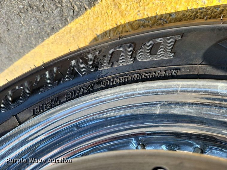 image for item MQ9702 2002 Harley Davidson  Road King motorcycle