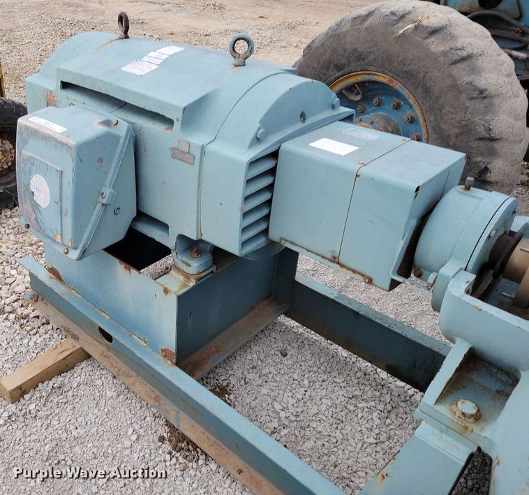 image for item MQ9713 Fairbanks Morse pump