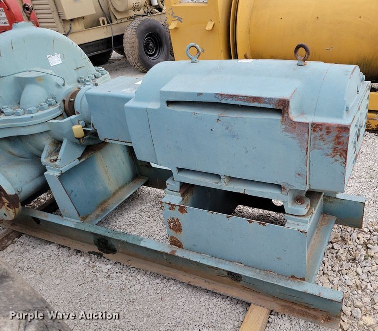 image for item MQ9713 Fairbanks Morse pump