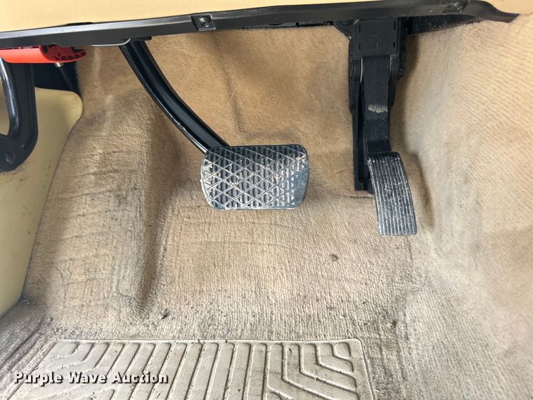 image for item NB9357 2008 Mercedes Benz  R350 