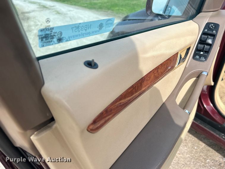 image for item NB9357 2008 Mercedes Benz  R350 