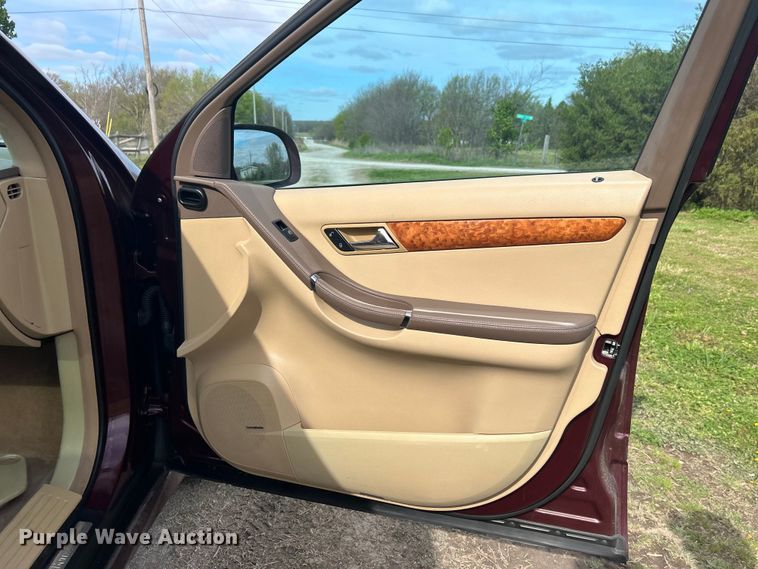 image for item NB9357 2008 Mercedes Benz  R350 