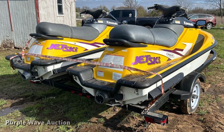 image for item NB9358 (2) 1998 Kawasaki 1100ZXi personal watercraft