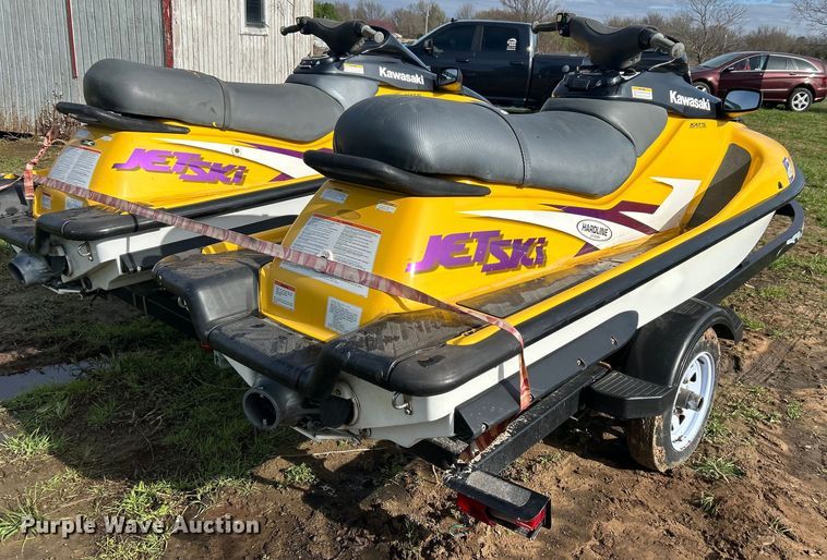 image for item NB9358 (2) 1998 Kawasaki 1100ZXi personal watercraft