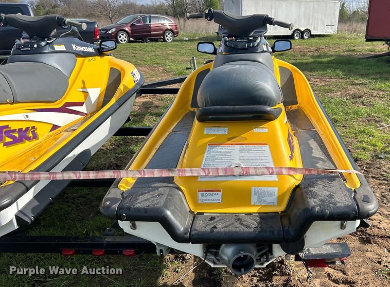 image for item NB9358 (2) 1998 Kawasaki 1100ZXi personal watercraft