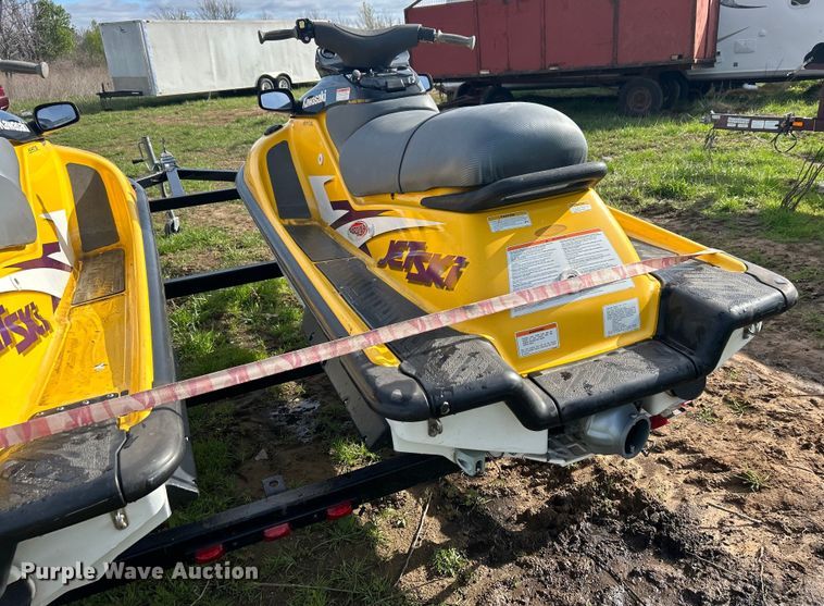 image for item NB9358 (2) 1998 Kawasaki 1100ZXi personal watercraft