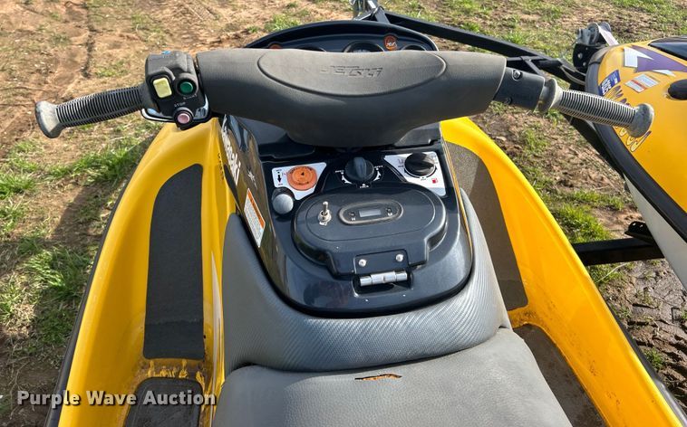 image for item NB9358 (2) 1998 Kawasaki 1100ZXi personal watercraft