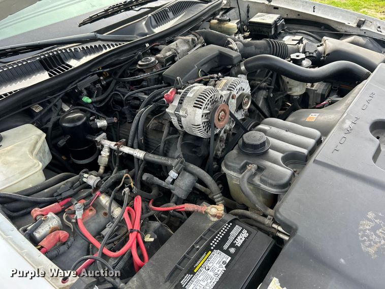 image for item NB9360 2001 Lincoln Krystal  limousine