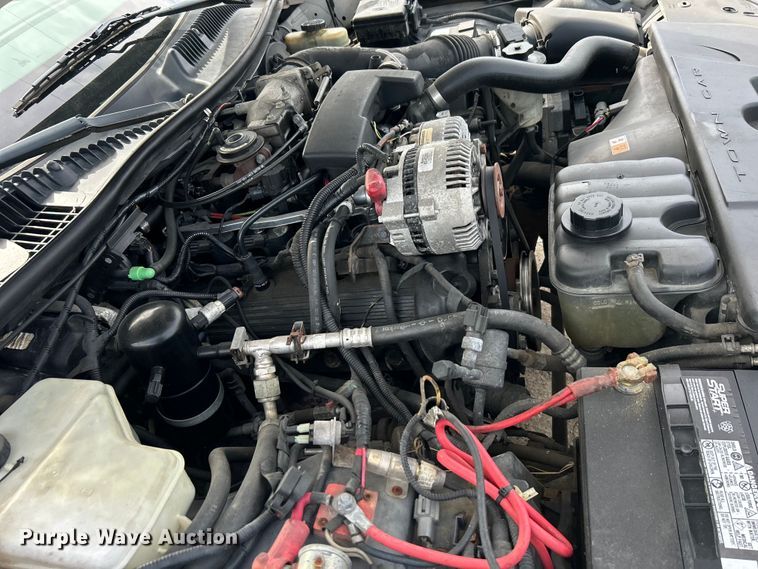 image for item NB9360 2001 Lincoln Krystal  limousine