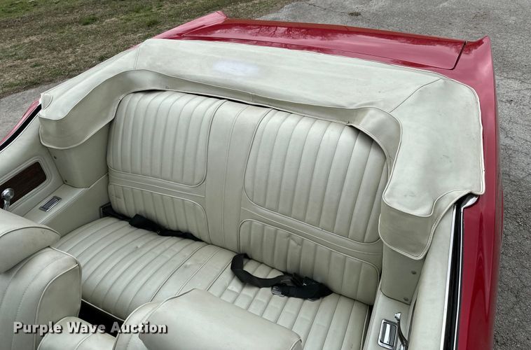 image for item ND9068 1971 Oldsmobile Cutlass convertible