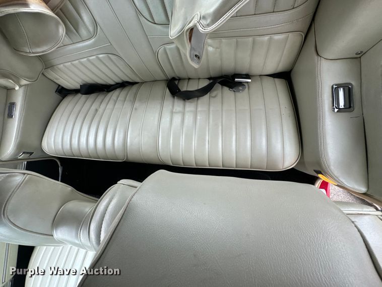 image for item ND9068 1971 Oldsmobile Cutlass convertible