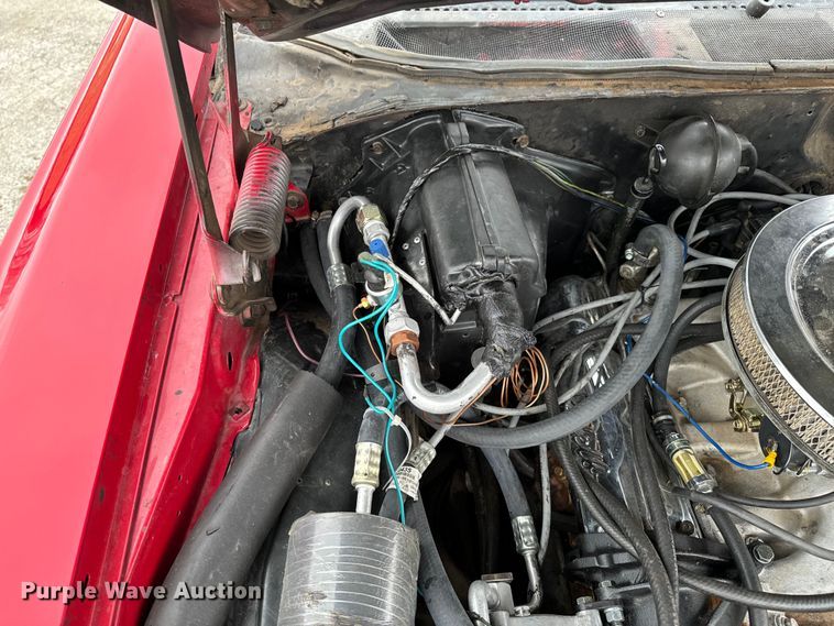 image for item ND9068 1971 Oldsmobile Cutlass convertible