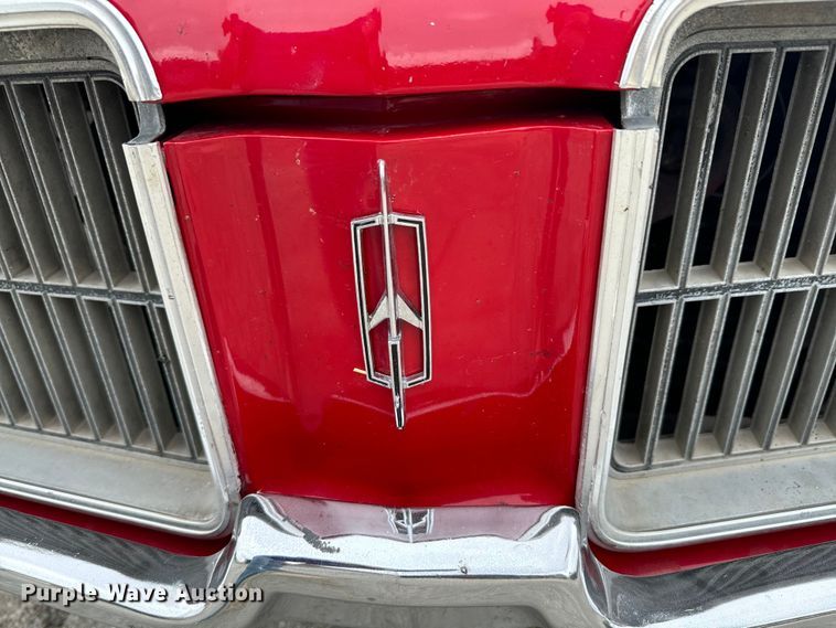 image for item ND9068 1971 Oldsmobile Cutlass convertible