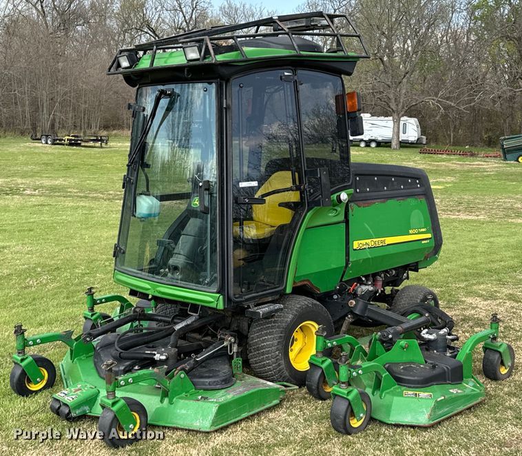 image for item ND9096 John Deere 1600 Turbo lawn mower