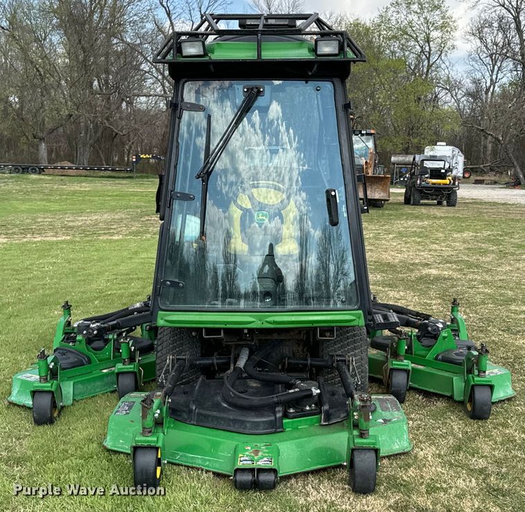 image for item ND9096 John Deere 1600 Turbo lawn mower