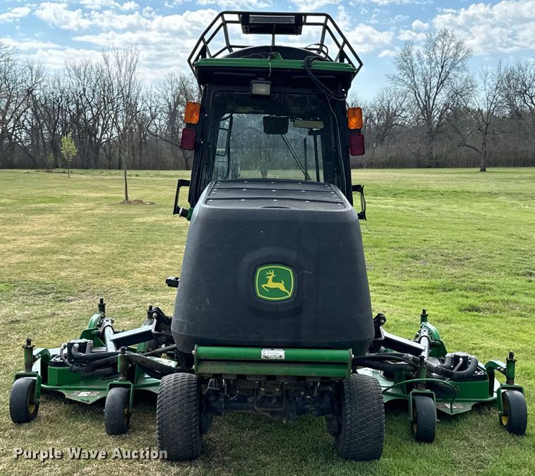 image for item ND9096 John Deere 1600 Turbo lawn mower