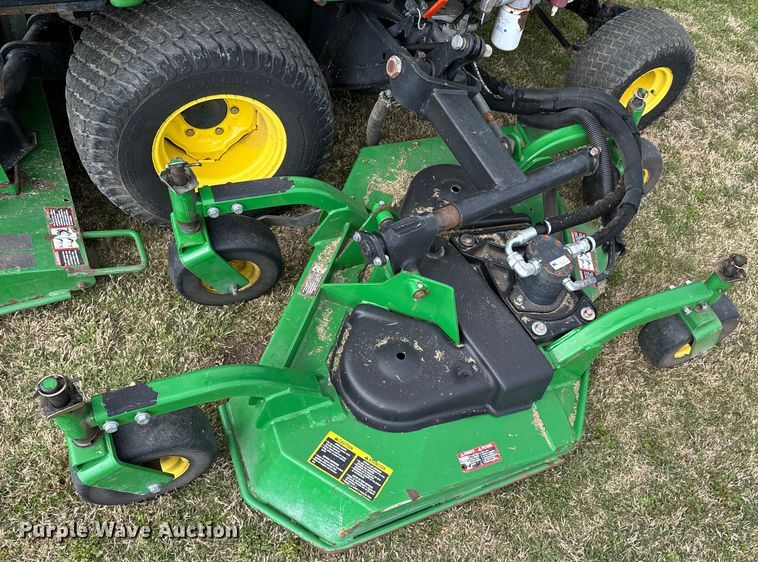 image for item ND9096 John Deere 1600 Turbo lawn mower