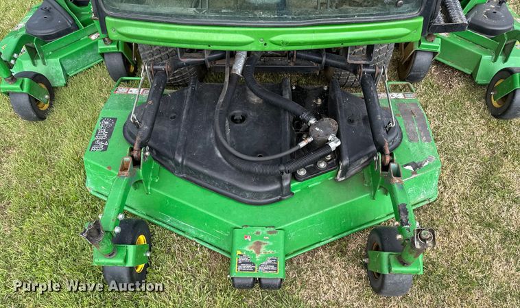image for item ND9096 John Deere 1600 Turbo lawn mower