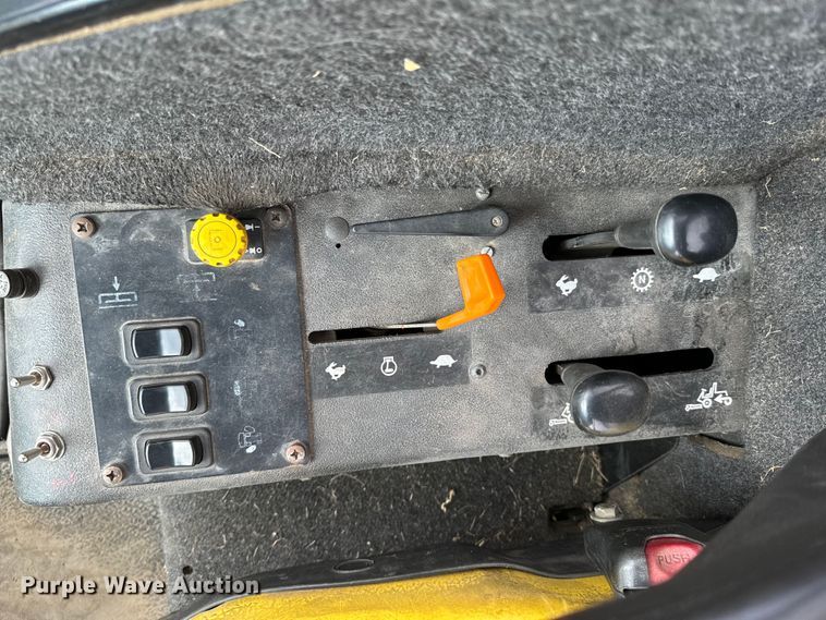 image for item ND9096 John Deere 1600 Turbo lawn mower