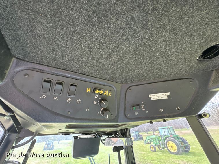 image for item ND9096 John Deere 1600 Turbo lawn mower