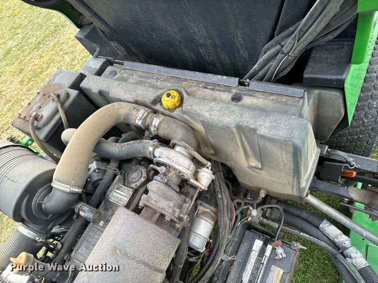 image for item ND9096 John Deere 1600 Turbo lawn mower