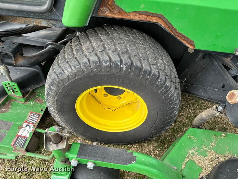 image for item ND9096 John Deere 1600 Turbo lawn mower
