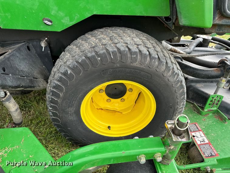 image for item ND9096 John Deere 1600 Turbo lawn mower