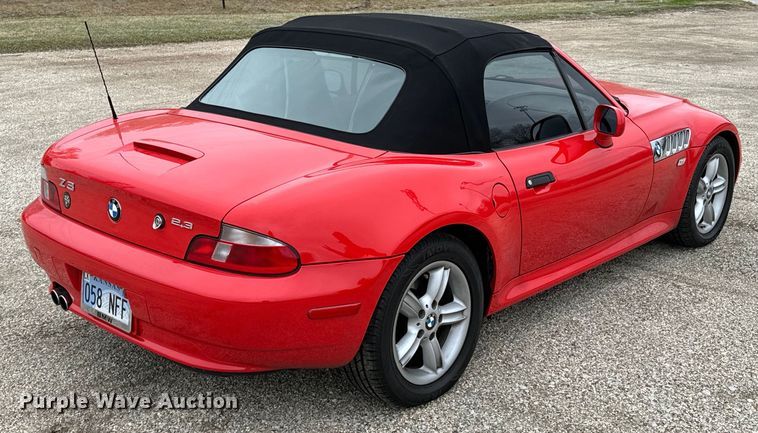 image for item ND9125 2000 BMW Z3 convertible