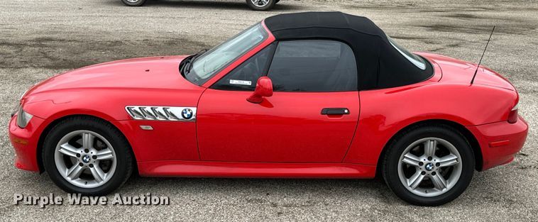 image for item ND9125 2000 BMW Z3 convertible