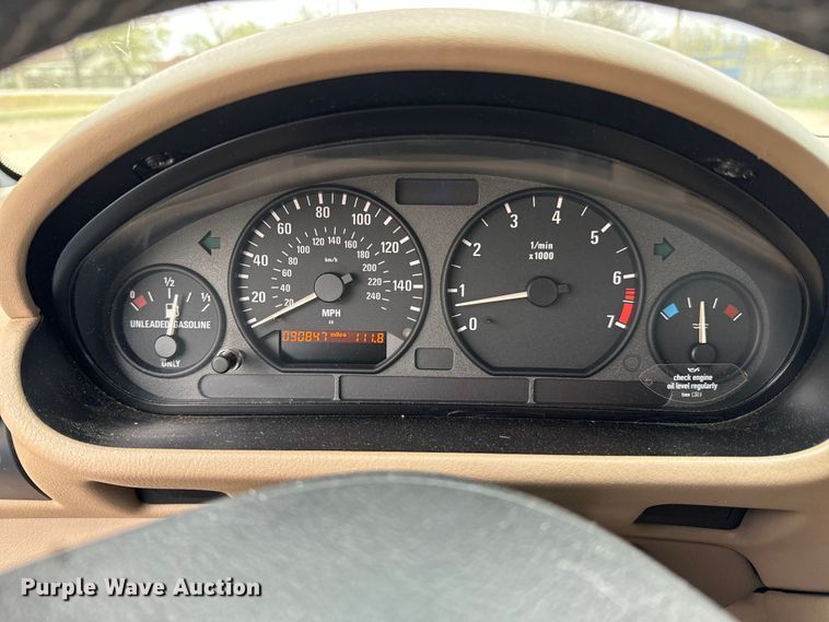 image for item ND9125 2000 BMW Z3 convertible