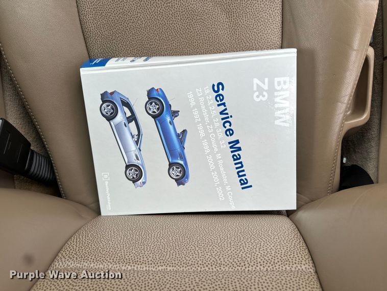 image for item ND9125 2000 BMW Z3 convertible