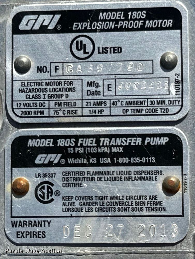 image for item ND9135 2021 DeeZee transfer tank