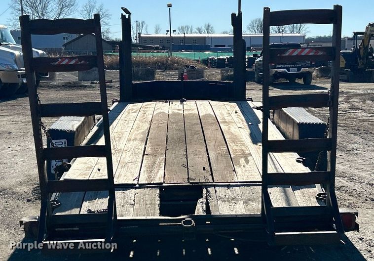 image for item NE9789 2013 Hooper 7X18'BC5 equipment trailer