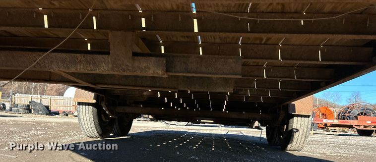 image for item NE9789 2013 Hooper 7X18'BC5 equipment trailer