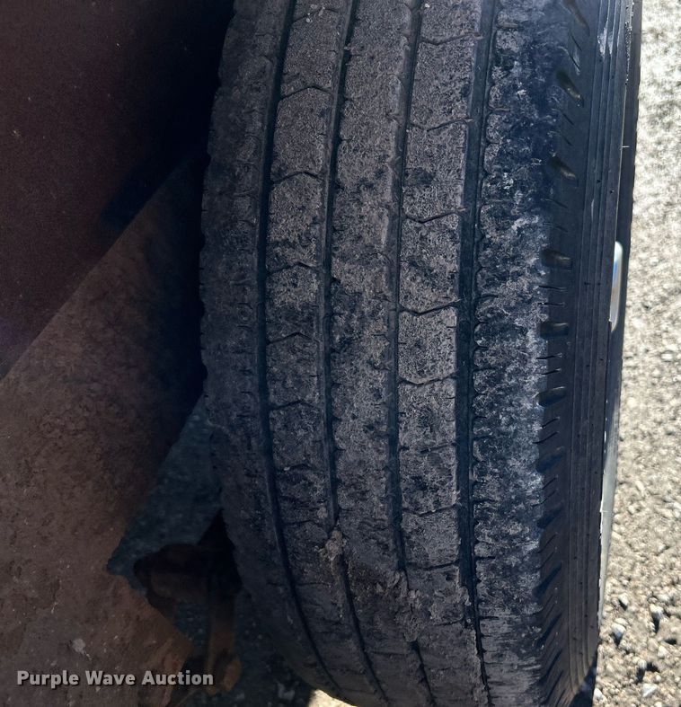 image for item NE9789 2013 Hooper 7X18'BC5 equipment trailer