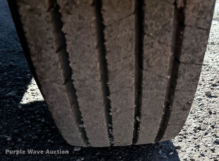 image for item NE9789 2013 Hooper 7X18'BC5 equipment trailer