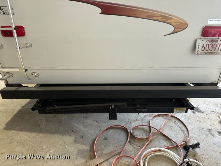 image for item NF9483 2012 Jayco  Eagle camper