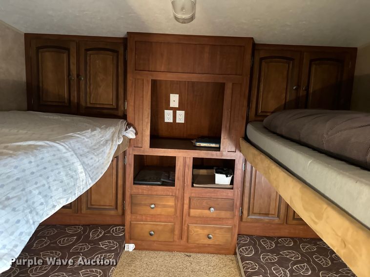 image for item NF9483 2012 Jayco  Eagle camper