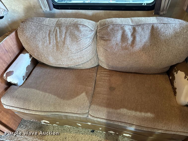 image for item NF9483 2012 Jayco  Eagle camper