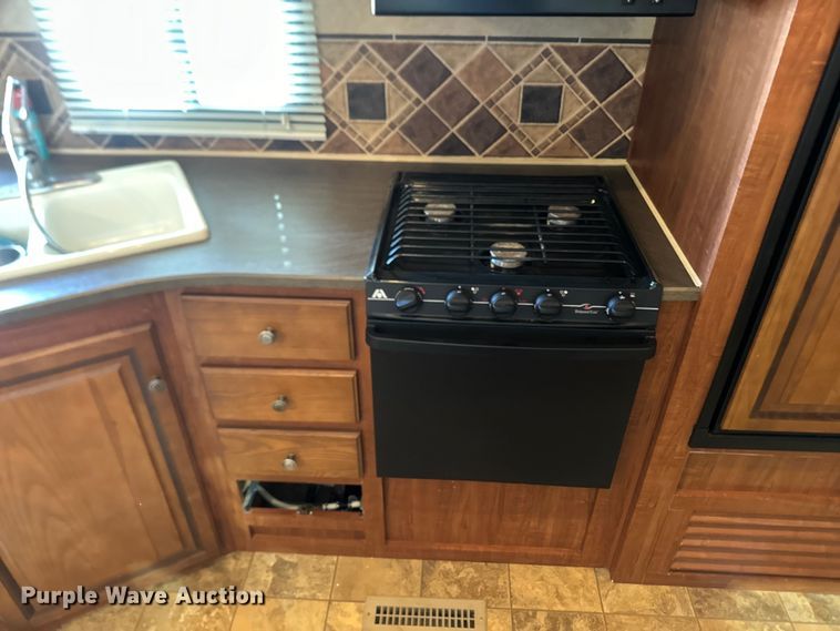 image for item NF9483 2012 Jayco  Eagle camper