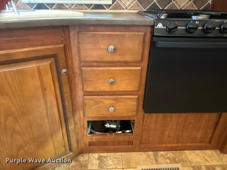 image for item NF9483 2012 Jayco  Eagle camper