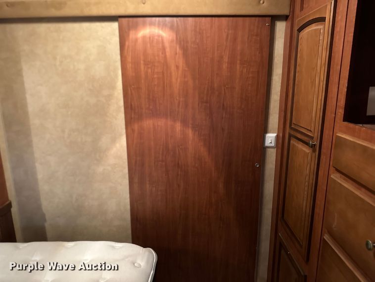 image for item NF9483 2012 Jayco  Eagle camper