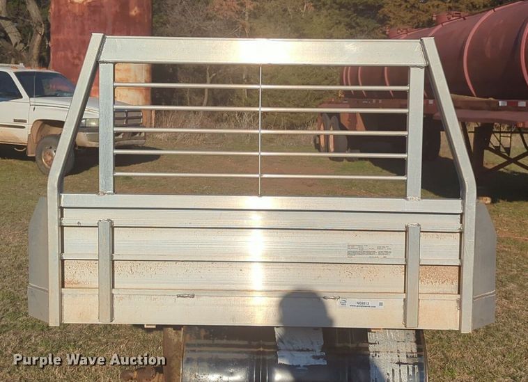 image for item NG9313 2020 Aluma flatbed