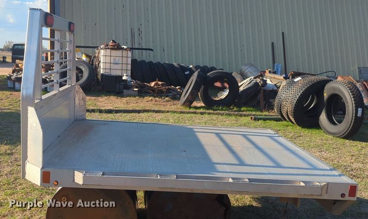 image for item NG9313 2020 Aluma flatbed